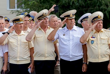Вековой юбилей легендарной летки